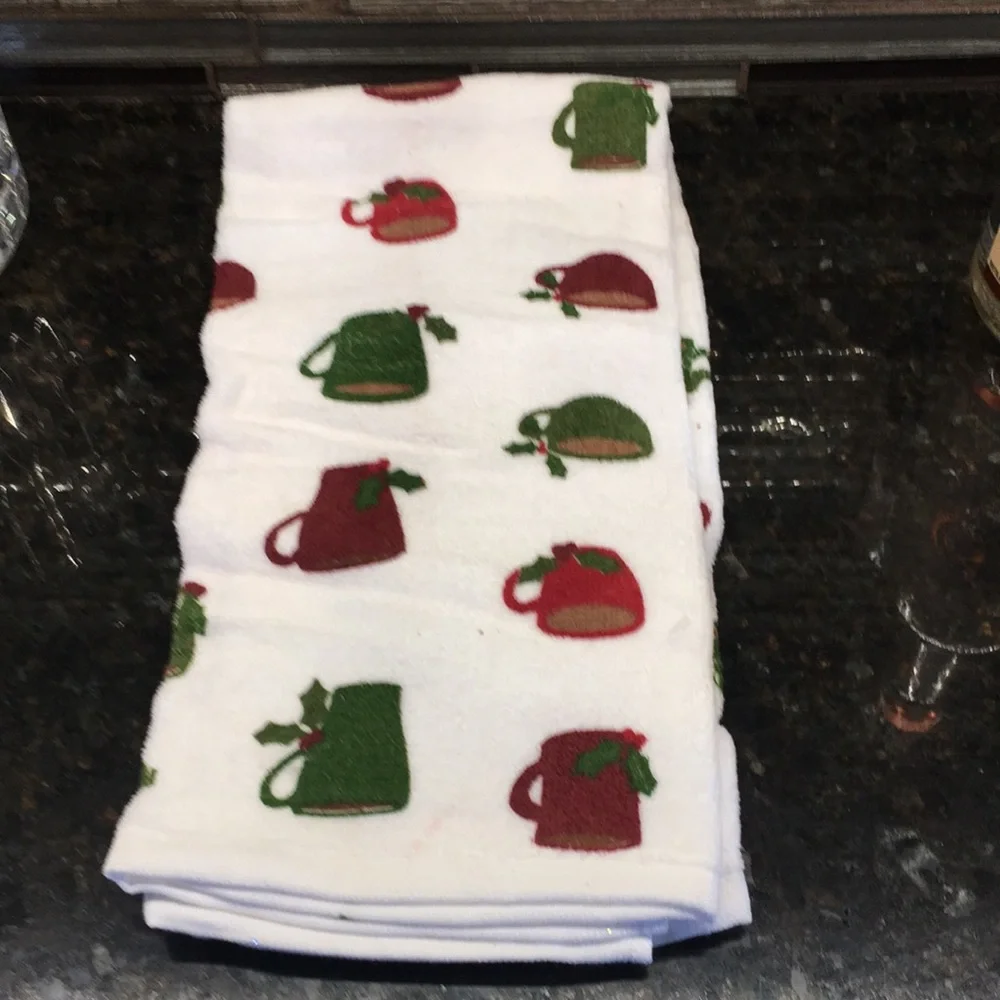 Holiday Latte Mug & Dish Towel Set